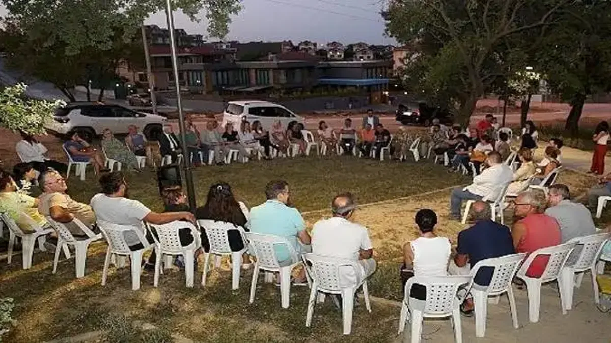 Başkan Erdem 19 Mayıs'ta halka buluştu