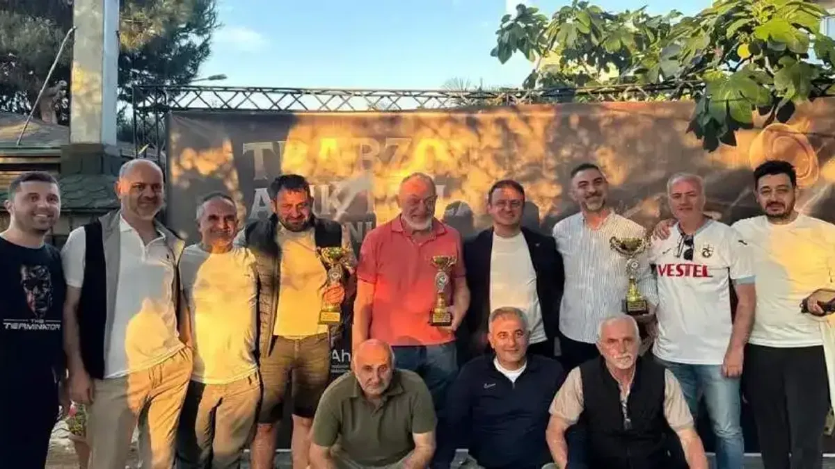 Trabzon’da ilk Açık Tavla Turnuvası yoğun ilgi gördü
