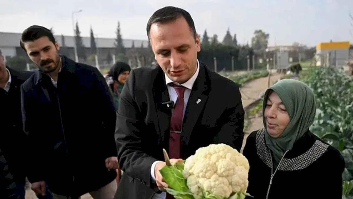 Bornova Kent Bostanı kadınların elinde yeşerdi