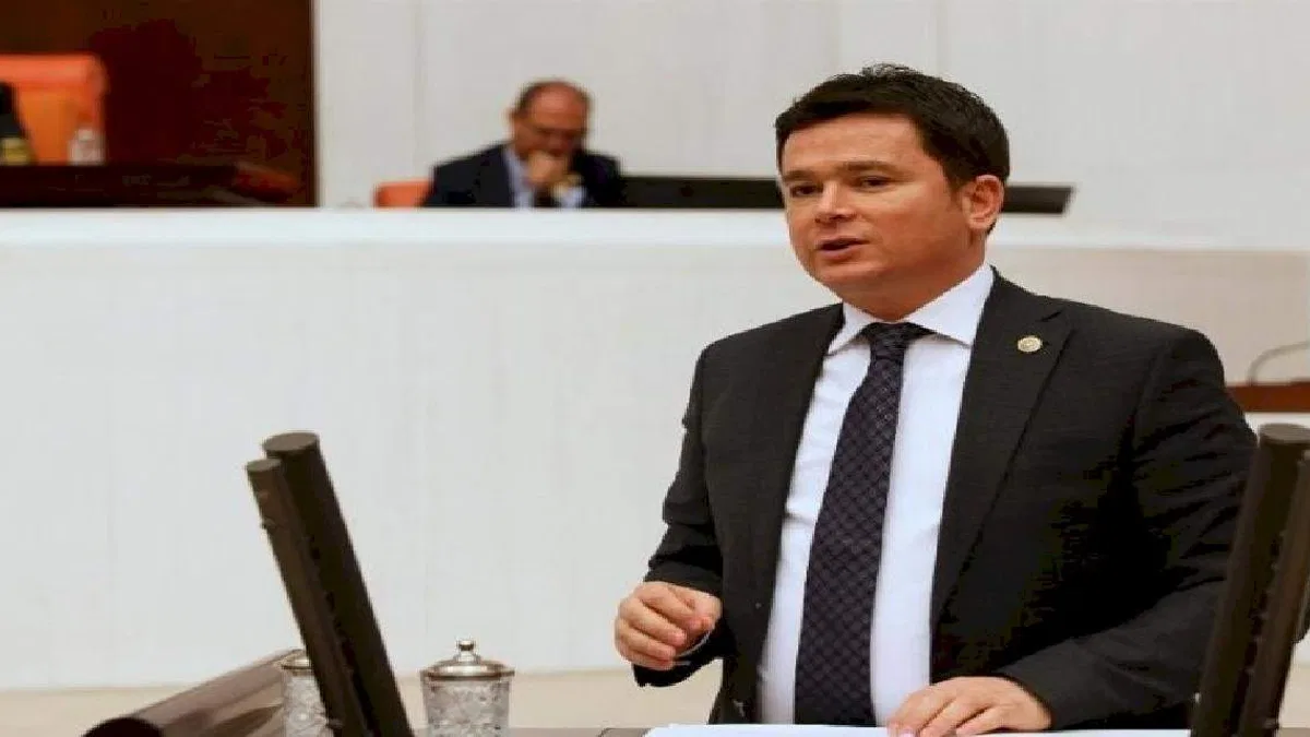 CHP'li Milletvekili, staj mağdurlarının sorunlarını TBMM'ye taşıdı