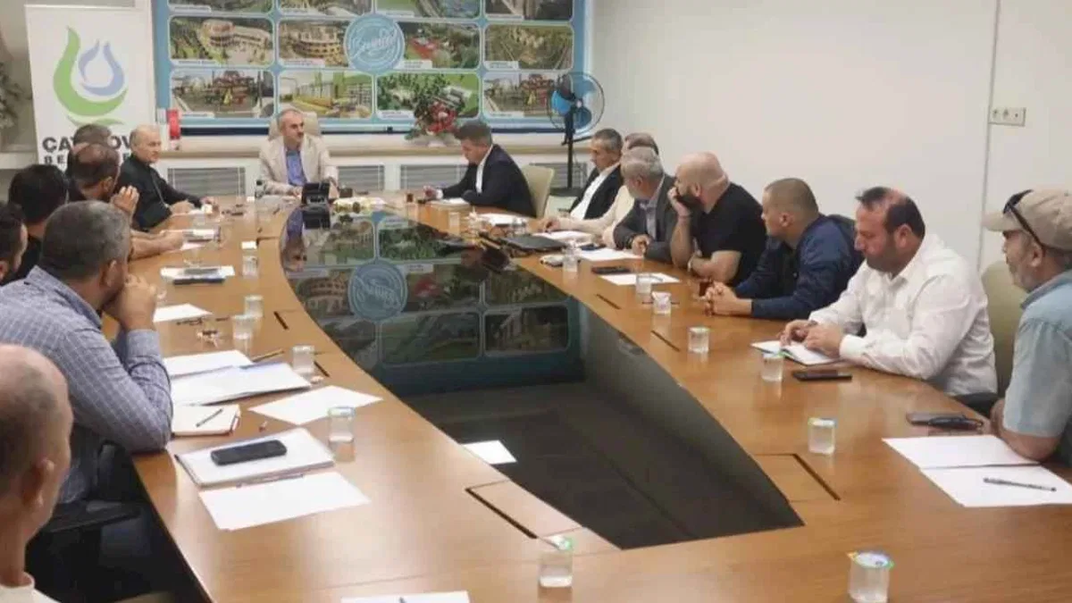 Başkan Çiftçi, Çayırovalı amatör kulüplerle buluştu