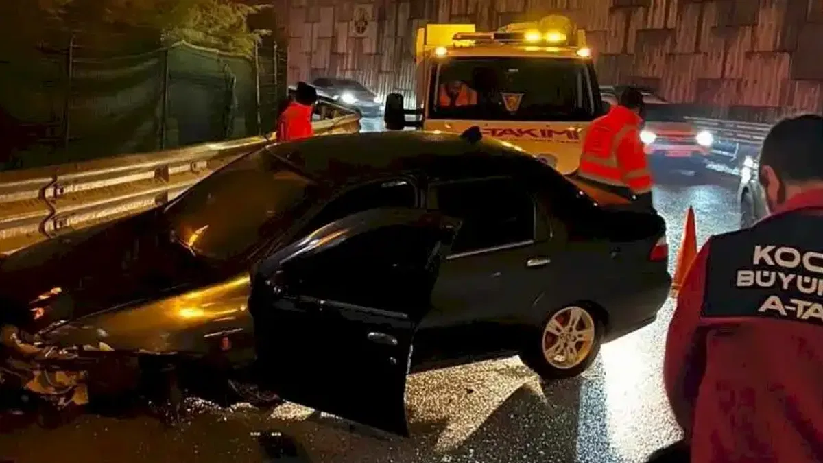 Kocaeli  A Takımı'ndan kazaya anında müdahale