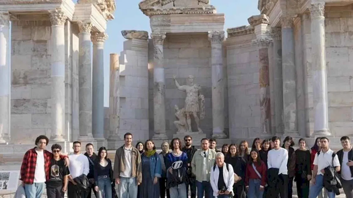 Denizli Büyükşehir’den gençlere yönelik turizm atağı