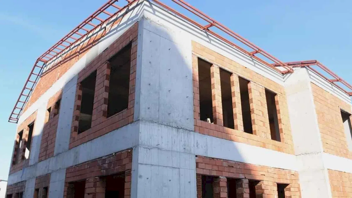 Bursa Osmangazi’nin kreşleri artıyor