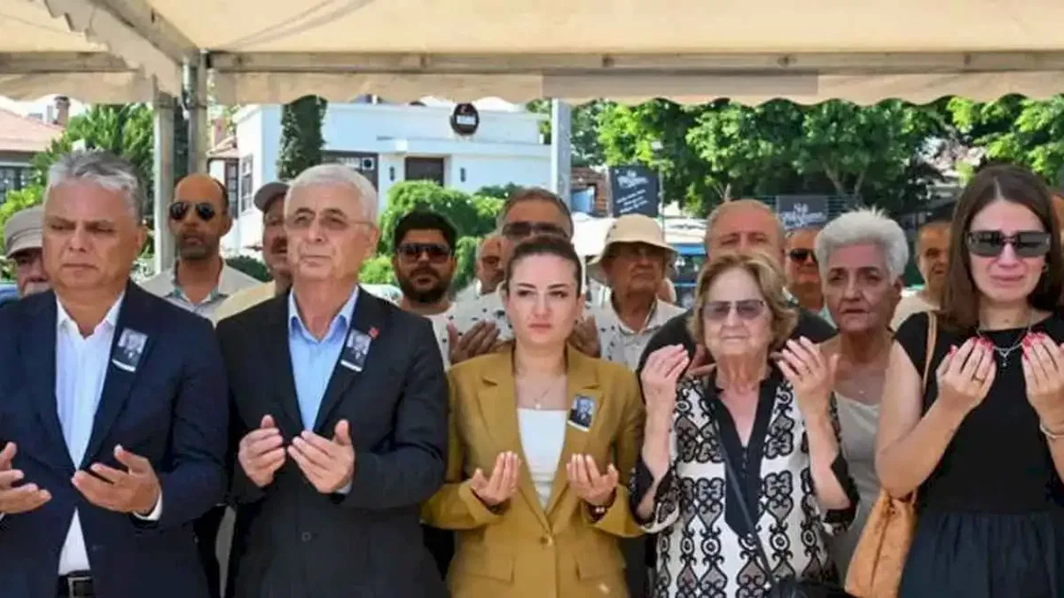 Antalya Büyükşehir'den eski başkanına duygusal veda