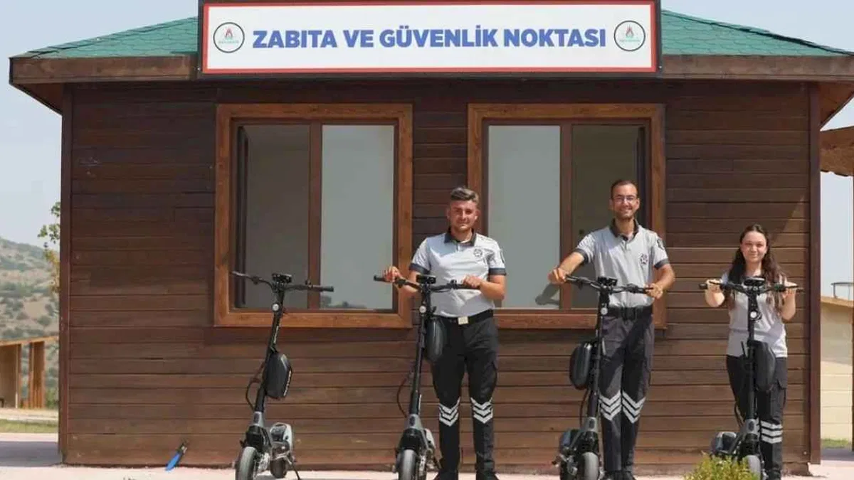 Nevşehir Kahveci Dağı’nda Scooterli güvenlik görevlileri