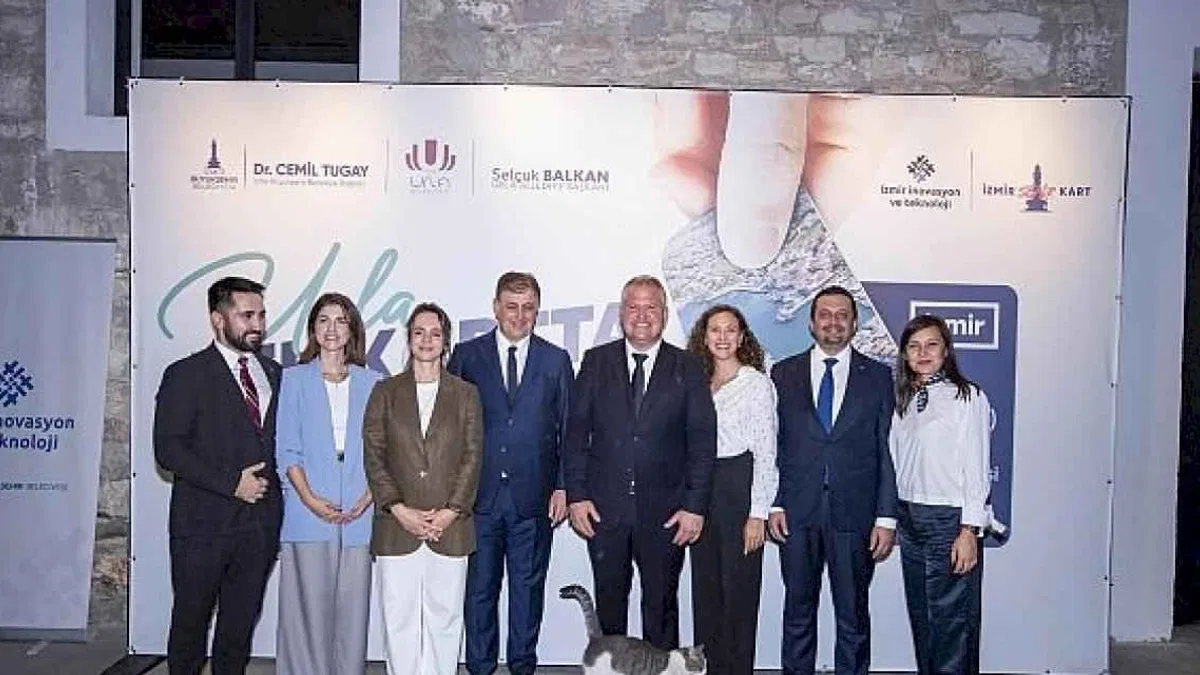 Başkan Tugay, Urla Kart'ı tanıttı "Dünyaya örnek olacağız"