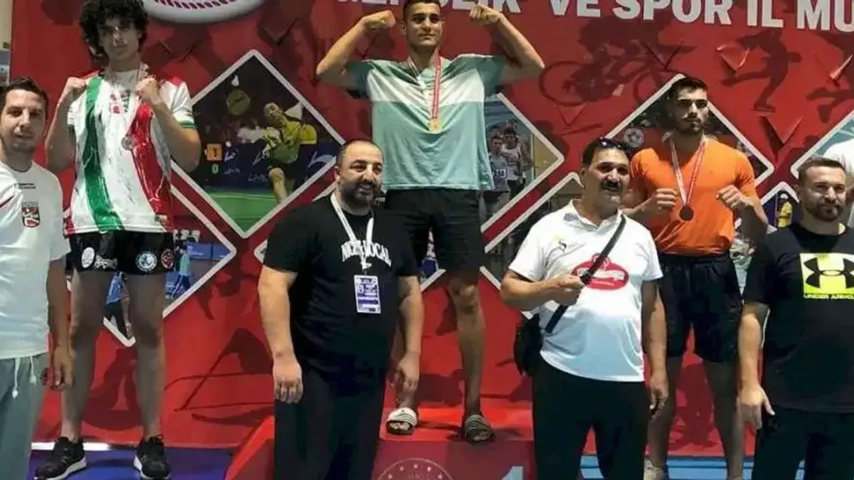 Bostanlıspor Zafer Kupası’nda şampiyon