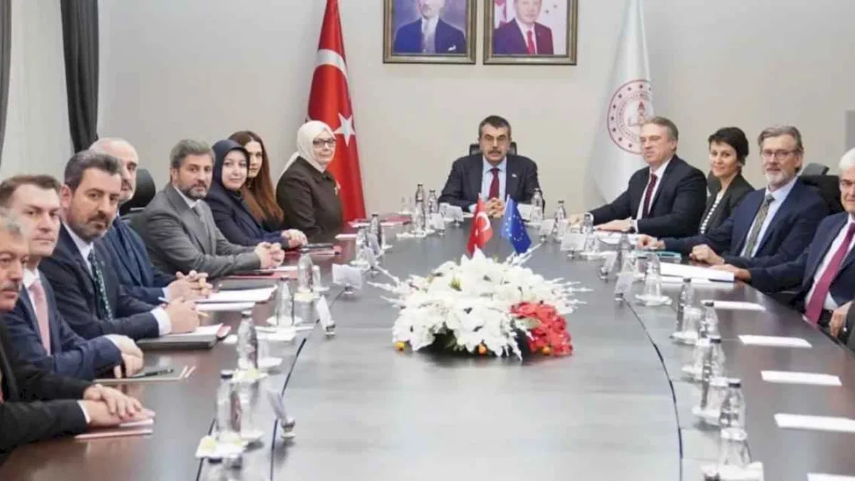 AB Türkiye Delegasyonu MEB'de