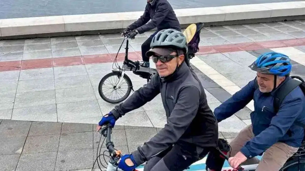 İzmir'de pedallar görme engelliler için çevrildi