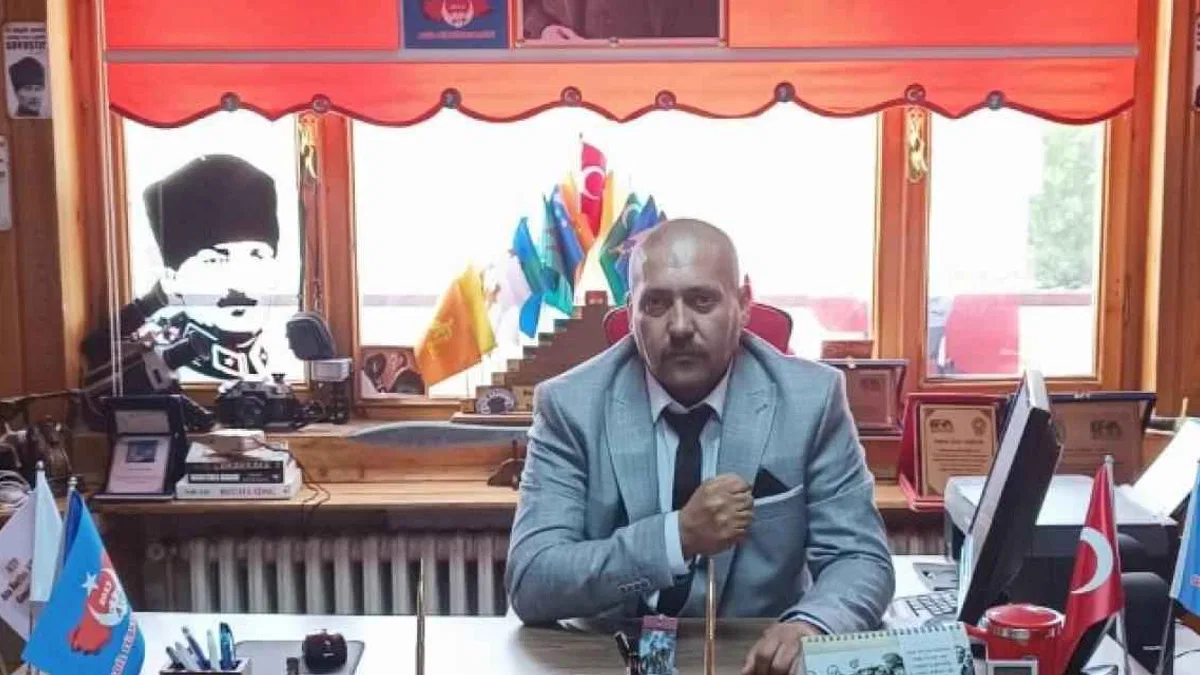 Emrah AK'tan 15 Temmuz Demokrasi ve Milli Birlik Günü mesajı