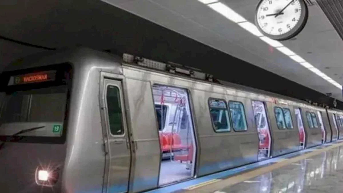 İstanbul'da metro seferleri durdu