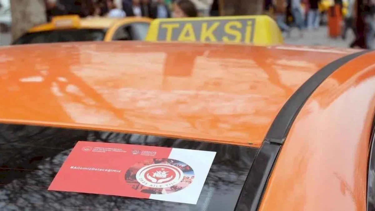 Toplu taşıma araçlarında 'Aile Yılı' farkındalığı