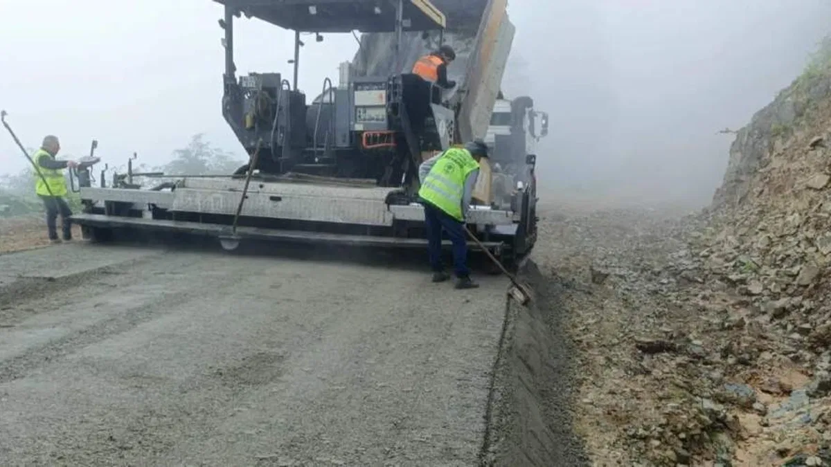Trabzon’da yüksek kesimlerde yol seferberliği