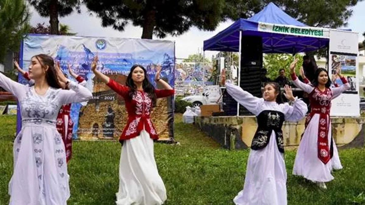 Kırgız halkı Bursa İznik’teki şenliklerde buluştu