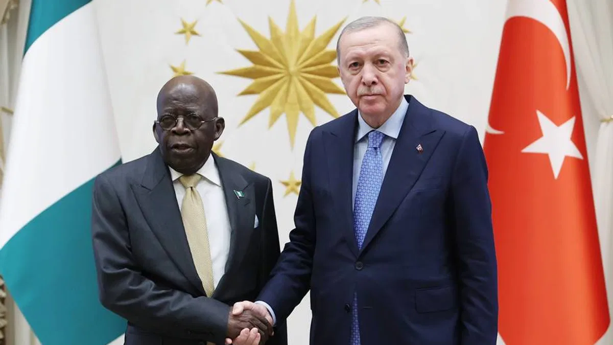 Nijerya Cumhurbaşkanı Külliye'de