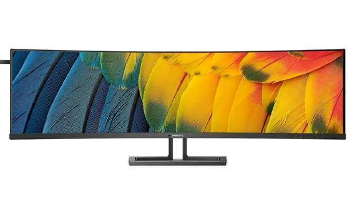 Philips, USB-C Hub’lı 45B1U6900C Monitörünü Tanıttı