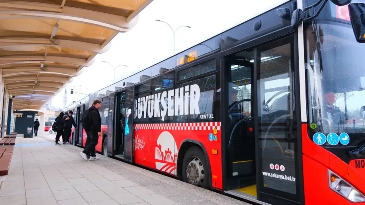 Sakarya'da metrobüs için yeni dönem yarın başlıyor