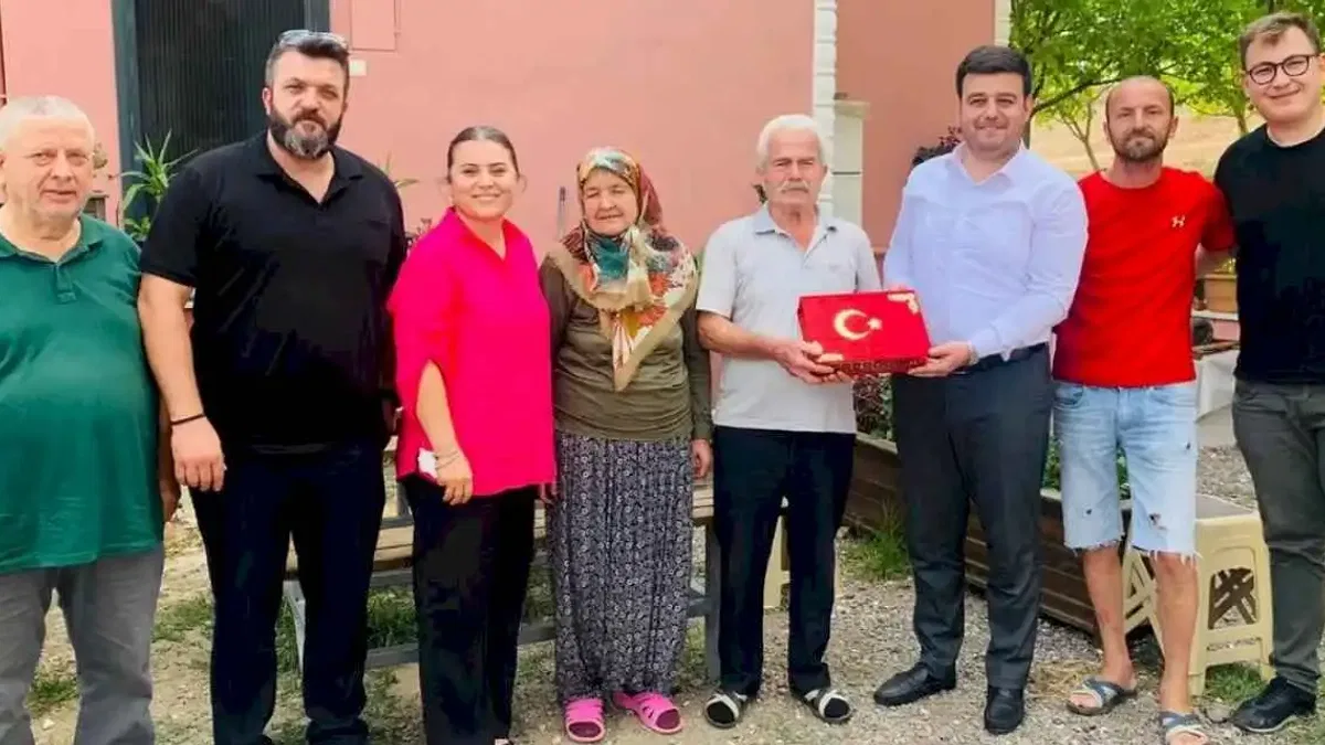 Kocaeli İzmit'ten gazi ve şehit yakınlarına vefa ziyareti