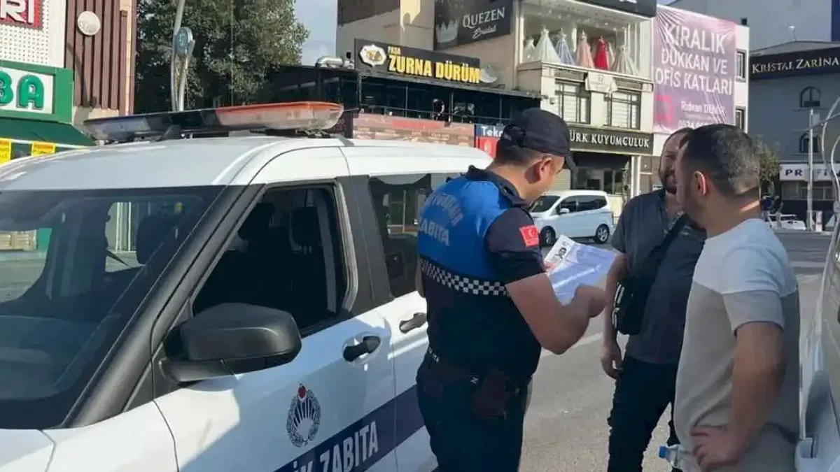 Kocaeli Zabıtası'ndan KPSS’ye geç kalanlara destek