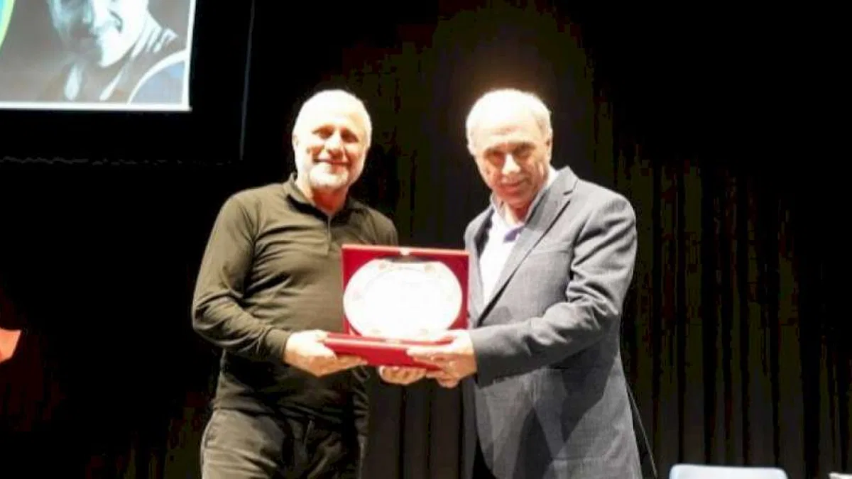 Nurullah Genç, Kocaeli Çayırovalı sevenleriyle buluştu