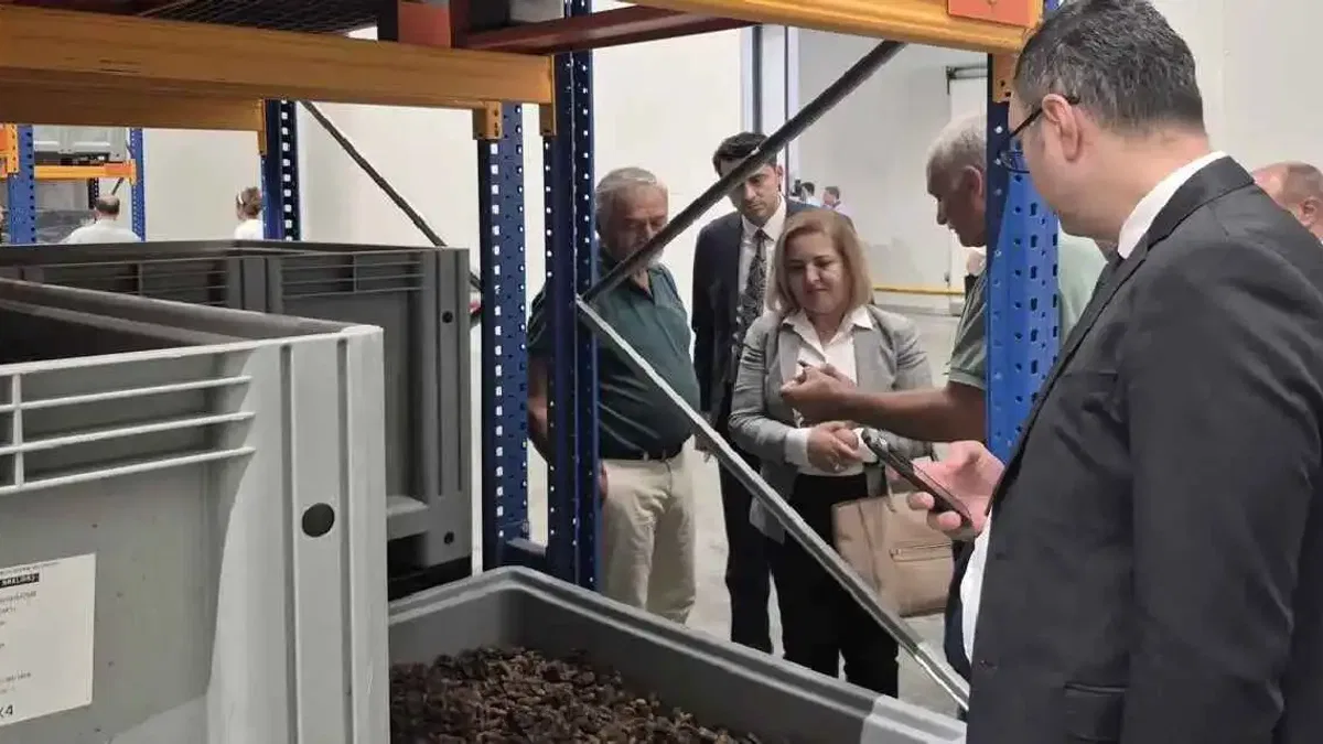 Malatya’da kuru kayısı sektörünün geleceği masaya yatırıldı