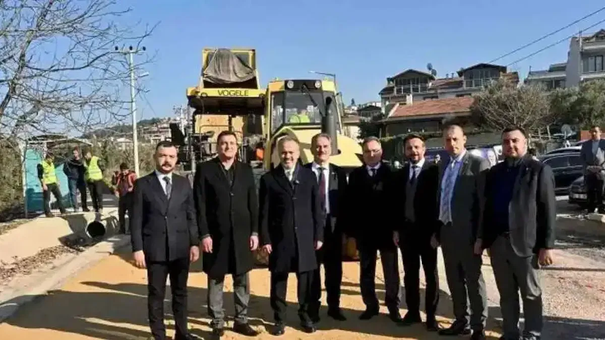 Bursa Gemlik Umurbey Celal Bayar Caddesi yenileniyor
