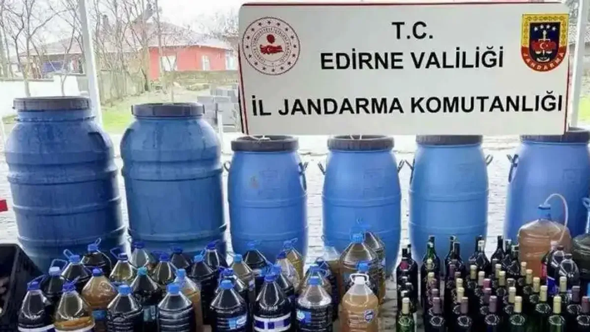 Edirne Uzunköprü’de Jandarma’dan sahte alkol operasyonu