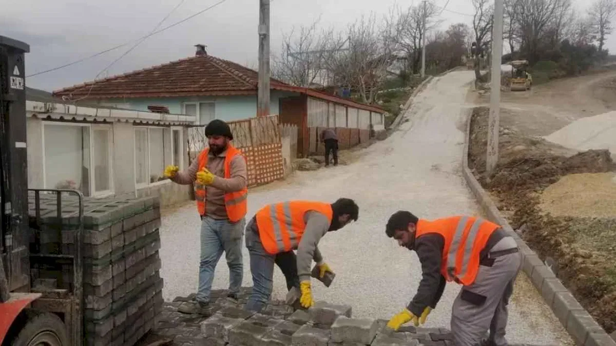 Kocaeli Karamürsel’e 35 bin metrekare parke yol