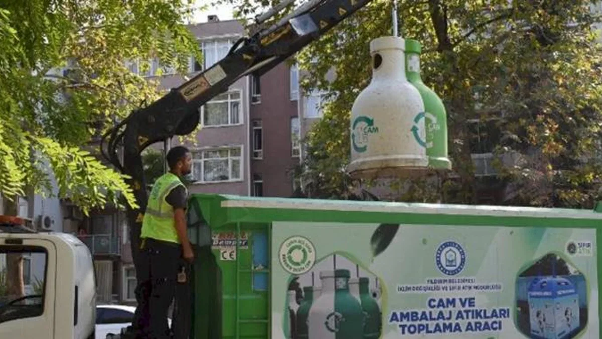 Bursa Yıldırım'da 5 bin tona yakın atık cam toplandı