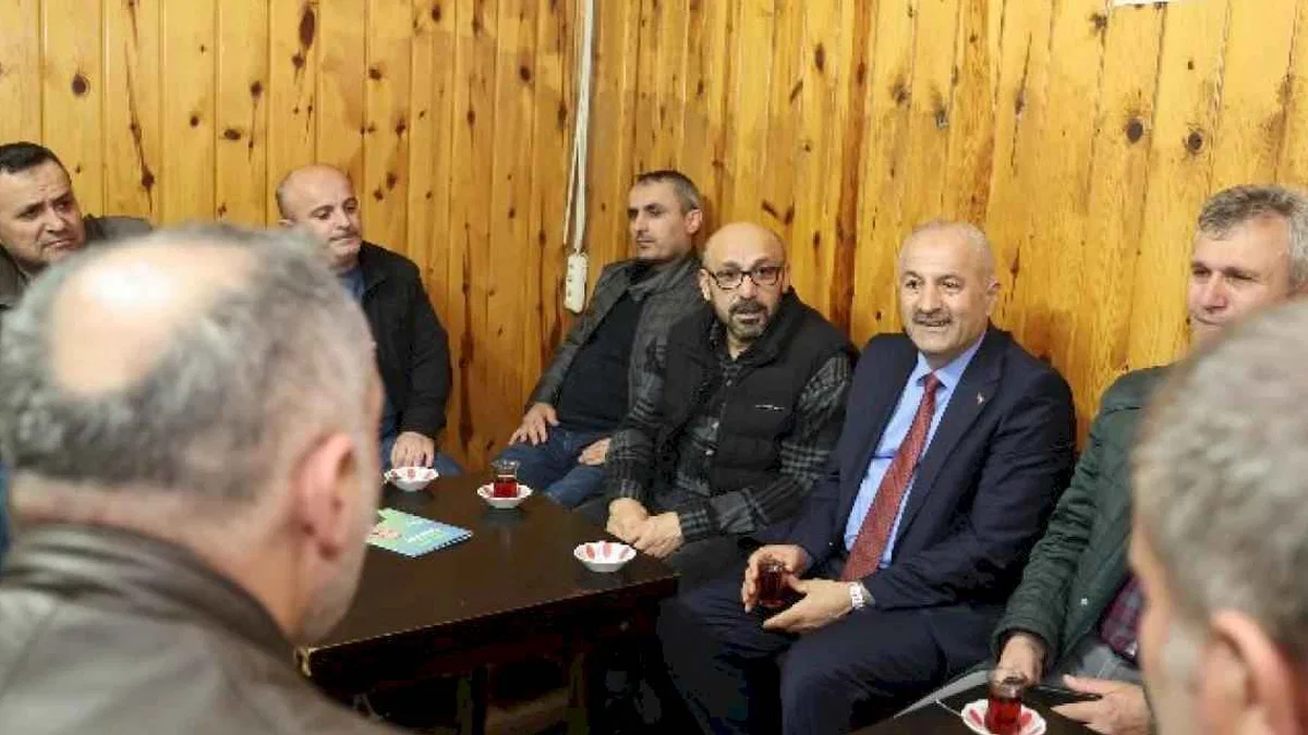 Zinnur Büyükgöz, Gebzeliler ile çay sohbetinde buluştu