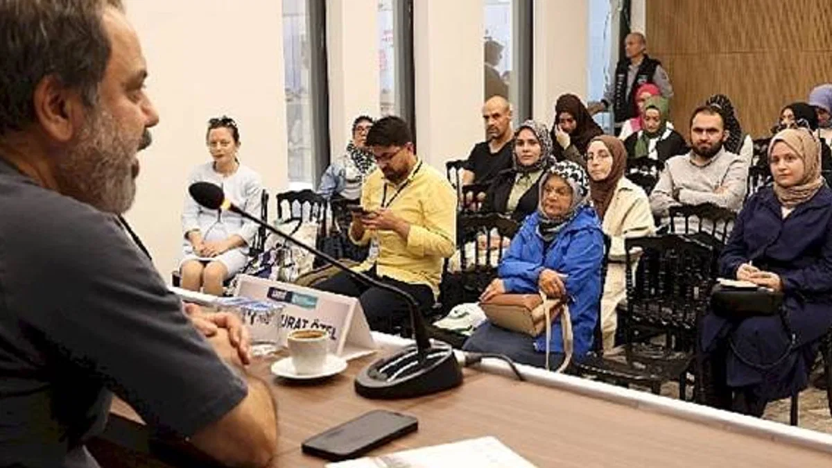 Özel: Camiler Tarihimizin Duygularını Yansıtır Ünal: Çocuklar Milli Kahramanlarımızı Tanımıyor