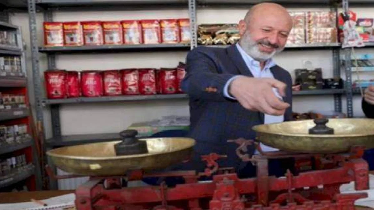 Ahmet Çolakbayrakdar'a esnaf övgüsü