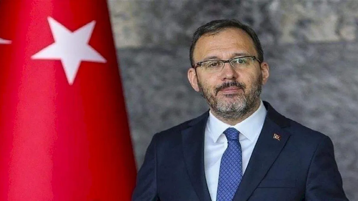 Bakan Kasapoğlu: Yurtlar depremzedelere ve öğrencilere hizmet verecek