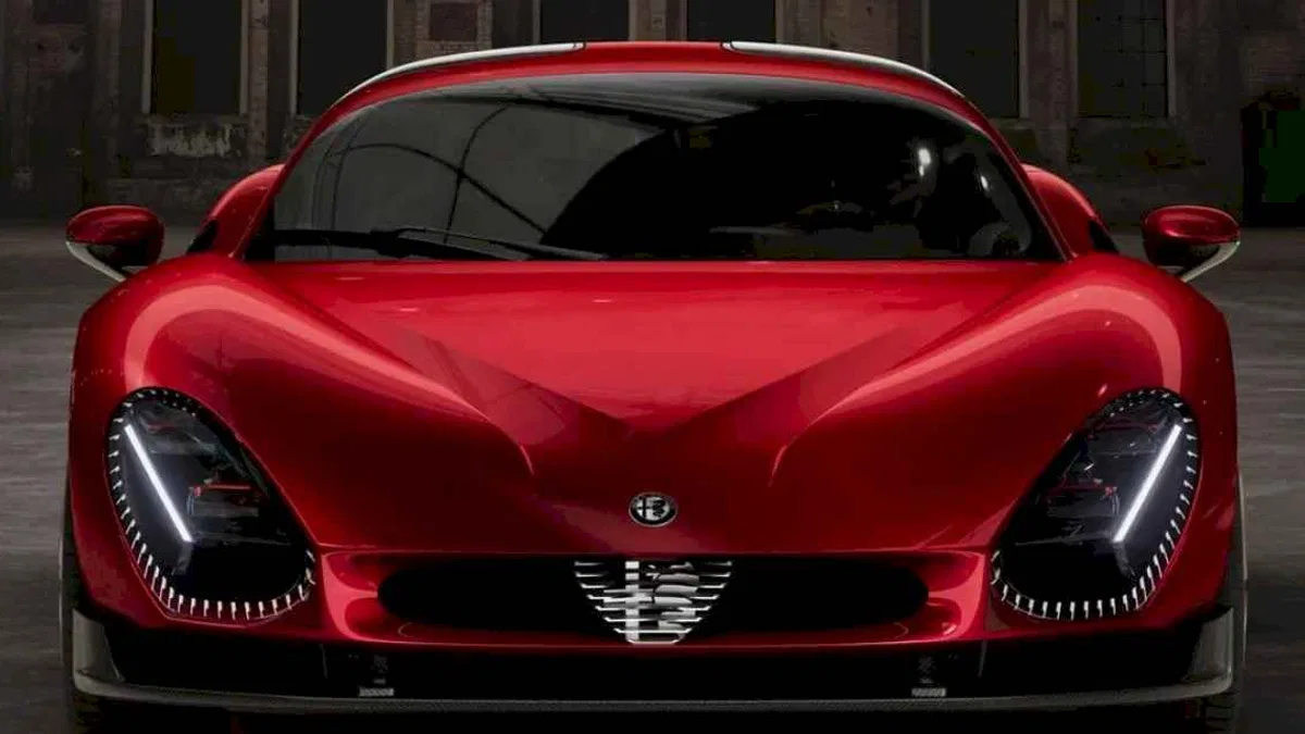 İşte Alfa Romeo 33 Stradale’nin ‘Kükreyişi’