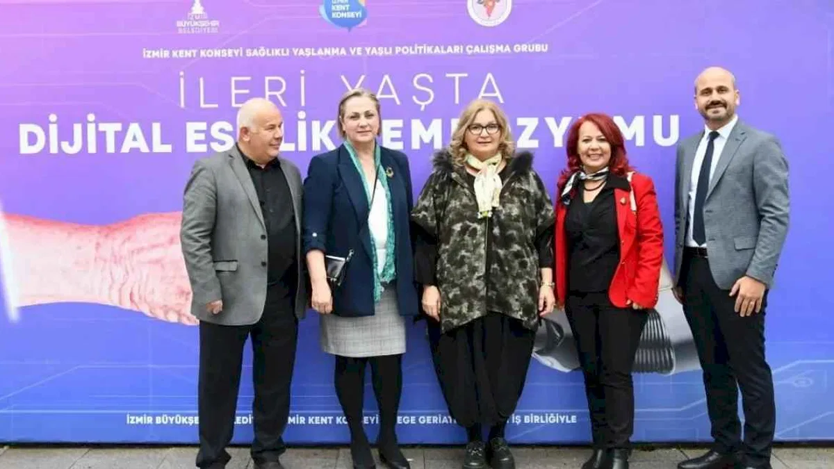 İzmir’de 'İleri Yaşta Dijital Eşitlik' sempozyumu