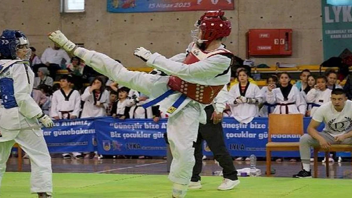 Şenlik coşkusu Taekwondo ve tenisle başladı!