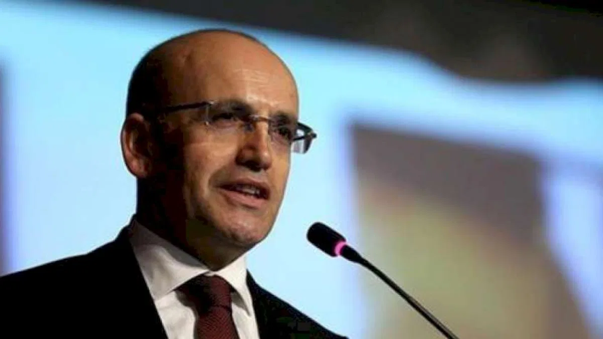 Şimşek: TL'yi desteklemek için vergisel önlem olabilir