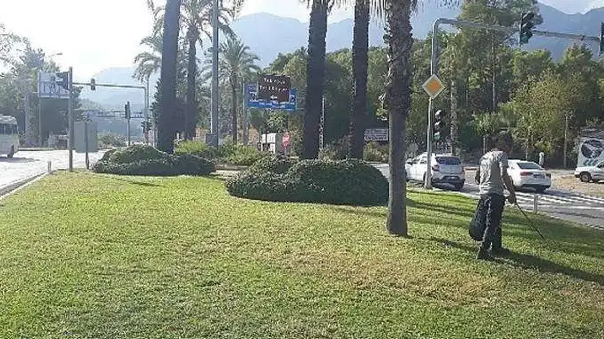 Kemer'de Temizlik Çalışmaları