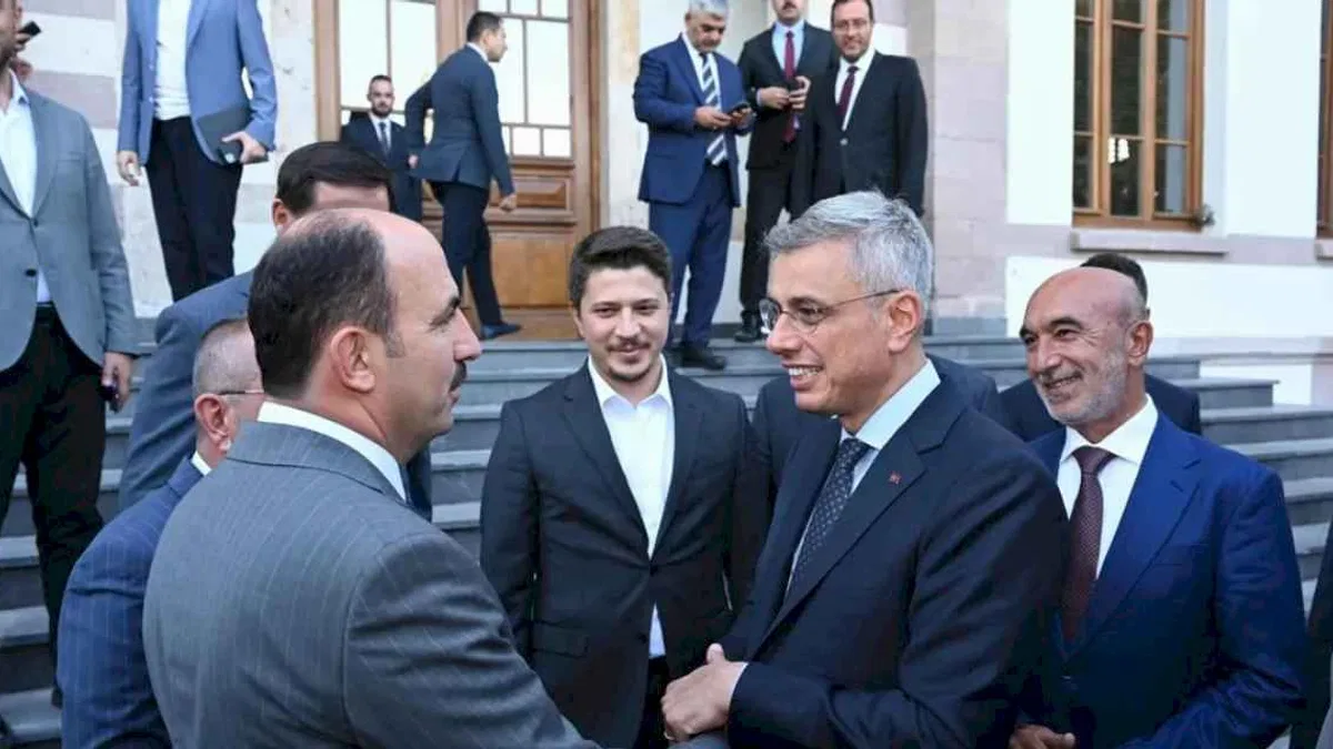Sağlık Bakanı Kemal Memişoğlu Konya'da