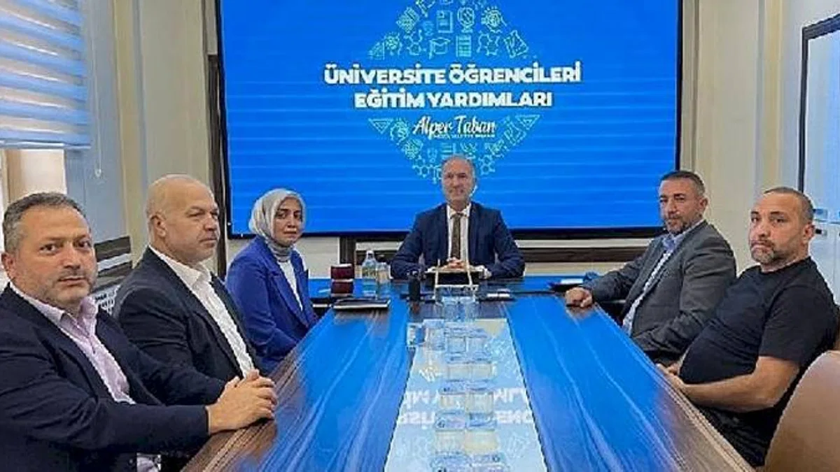 Üniversite Öğrencileri Eğitim Yardımları İçin Başvurular Başlıyor