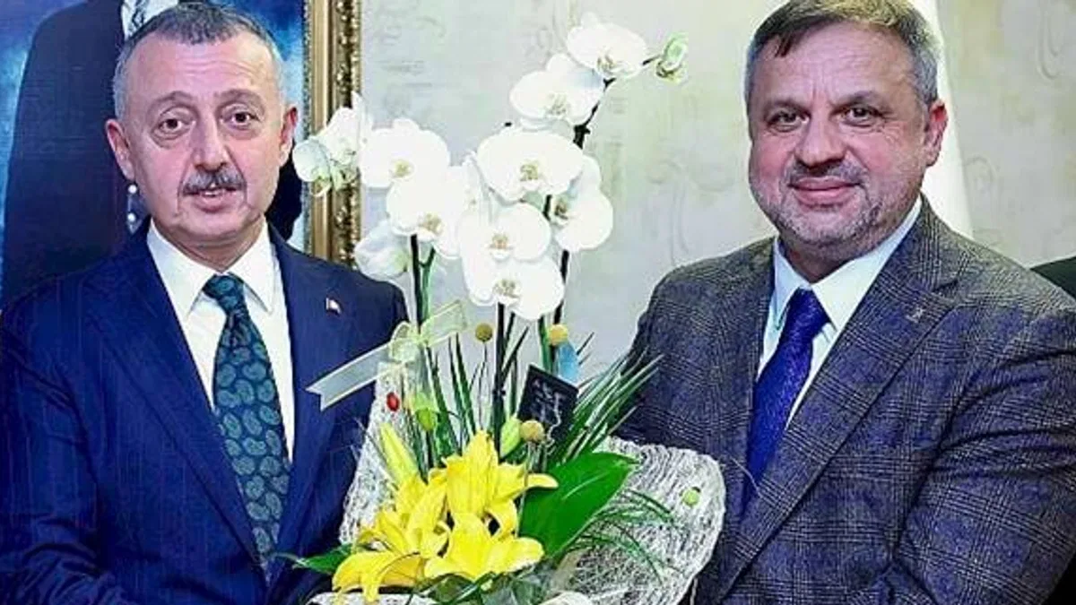 Başkan Büyükakın, kongresini tamamlayan ilçe başkanlarını kabul etti