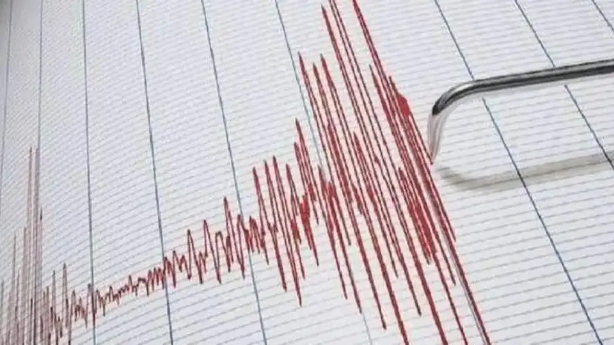 Ege Denizi'nde korkutan deprem