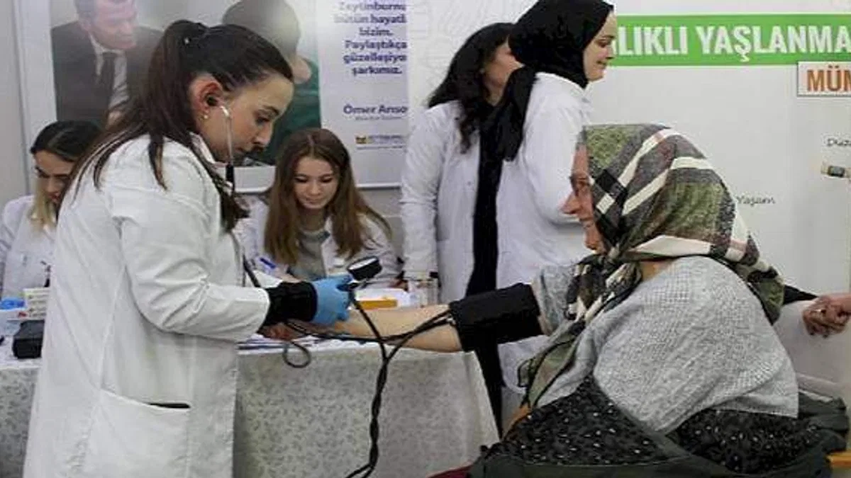 'Yaşlılara Saygı Haftası'nda Aktif Yaşlanma Bilgilendirme Semineri