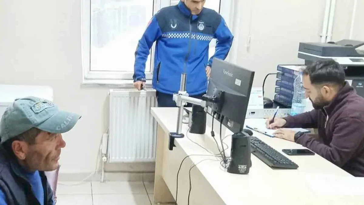 Kocaeli evsiz bir vatandaşın imdadına yetişti