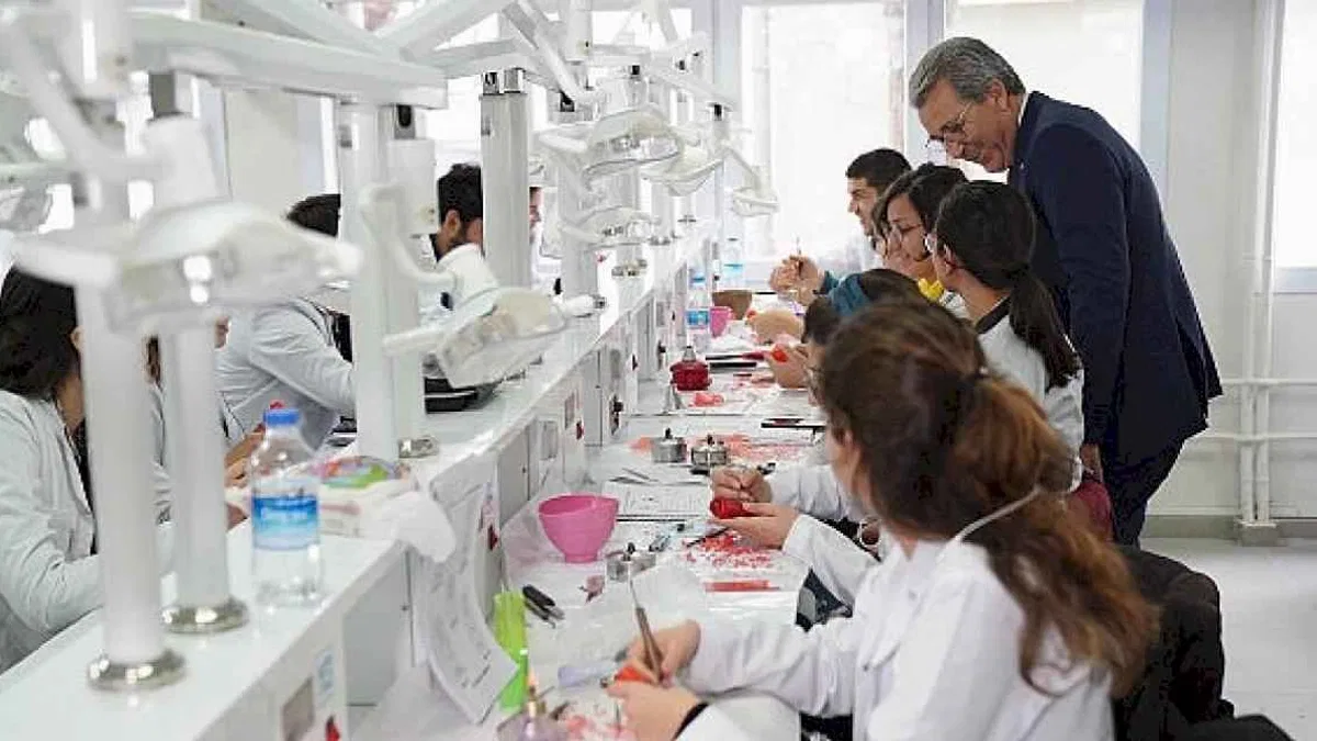 EÜ Diş Hekimliği Fakültesi Ağız ve Diş Sağlığı Hastanesi, 'A Plus' statüsünü sürdürdü
