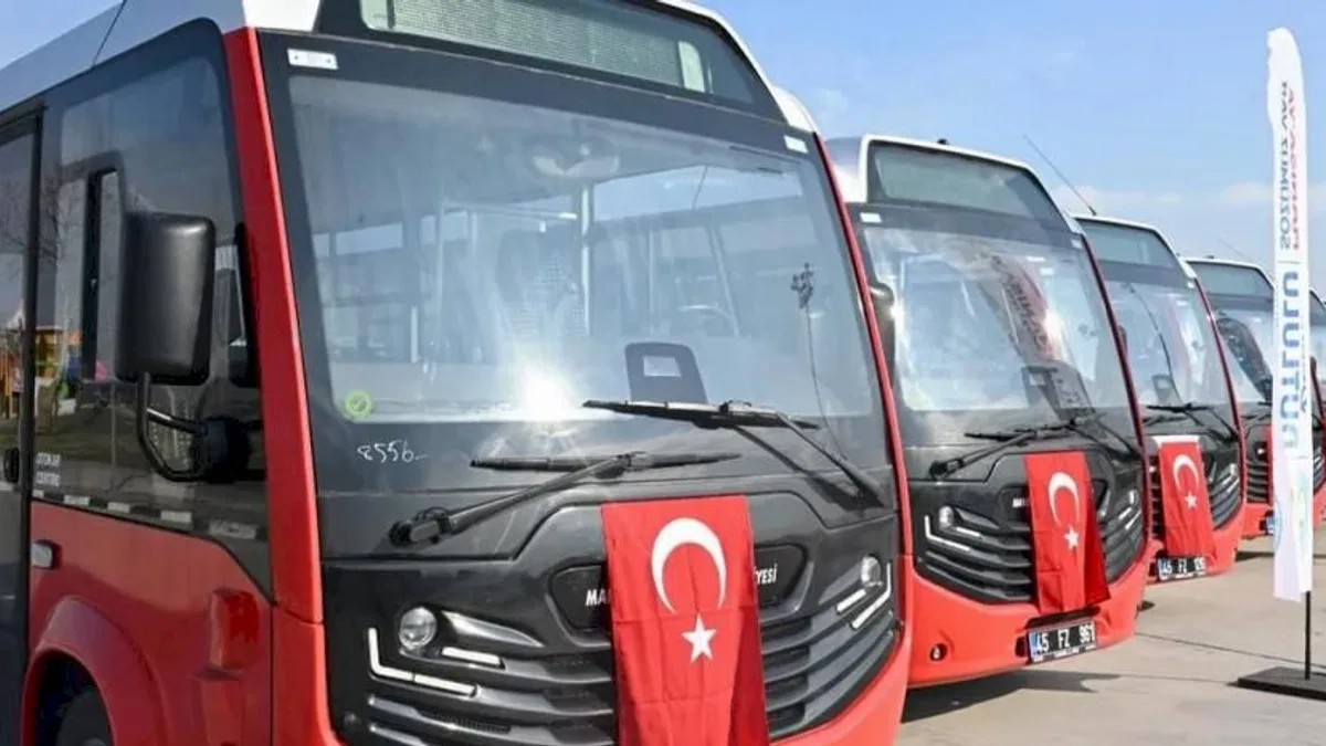 Manisa'da toplu taşımaya 12 yeni araç