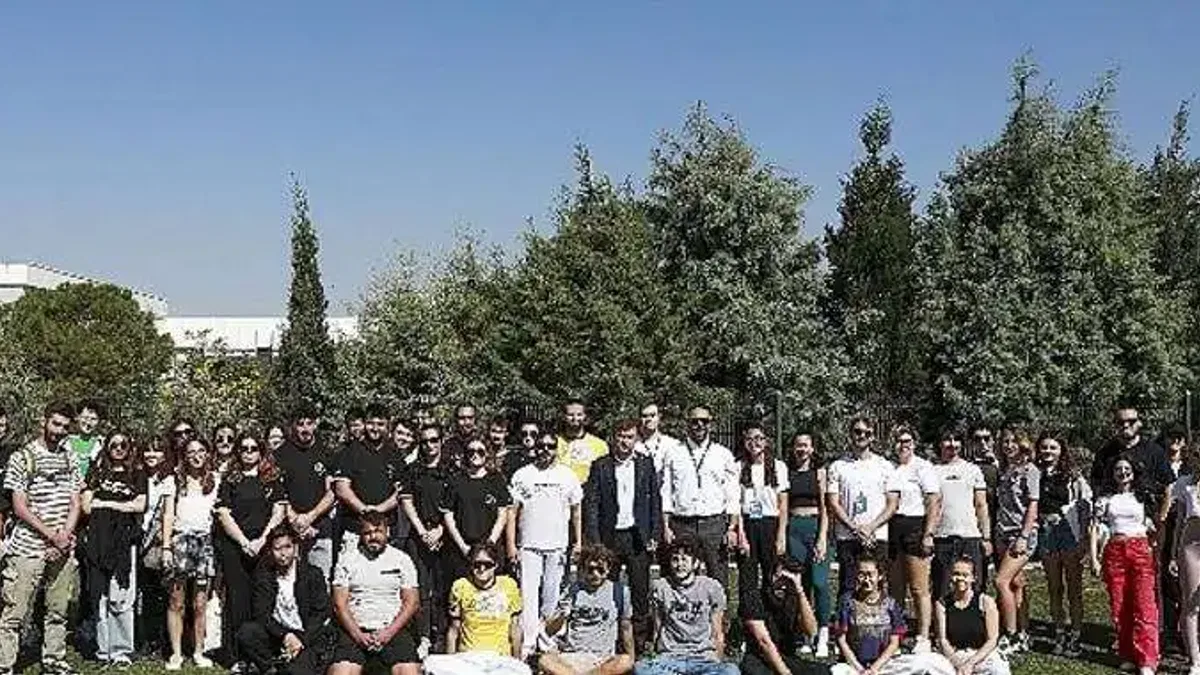 DEÜ'de 'Takımını Sen Kur' Spor Şenliği Başladı