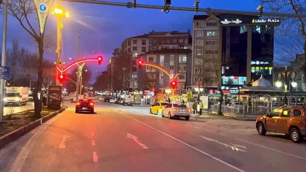 Kavşaklarda 262 bin kaza! Teknolojiyle her yıl 50 bin kaza önlenebilir