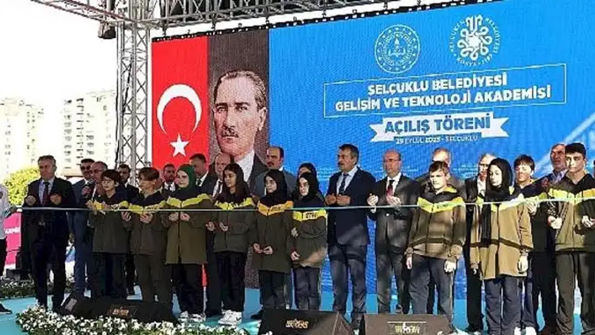 Milli Eğitim Bakanı Prof. Dr. Yusuf Tekin'in Katılımı İle Selçuklu Belediyesi Gelişim ve Teknoloji Akademisi'nin resmi açılışı gerçekleştirildi
